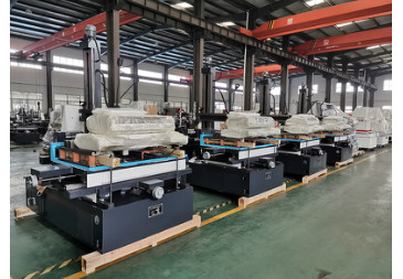 4 Sets of DK7763F Machine Tools Have Been Ready to Delivery